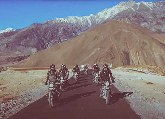 Videotip of nepal adventure with motorcycles, royal enfield himalayans