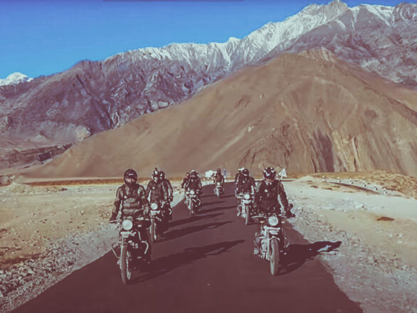 Videotip of nepal adventure with motorcycles, royal enfield himalayans